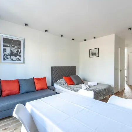 Beautiful Flat With Balcony Appartement