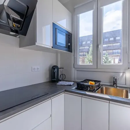 Beautiful Flat With Balcony * Deauville